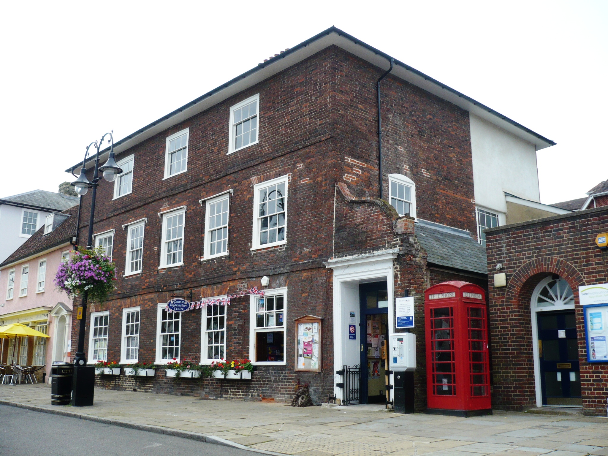 6 Angel Hill, Bury St Edmunds whitworth