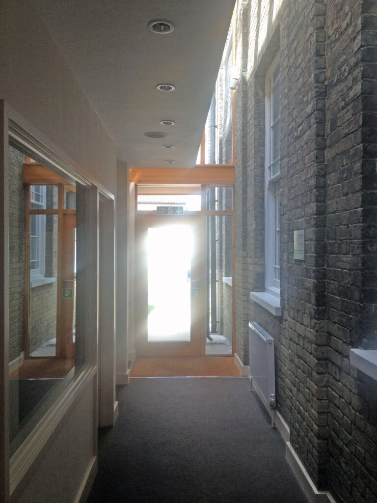 Baptist church architecture